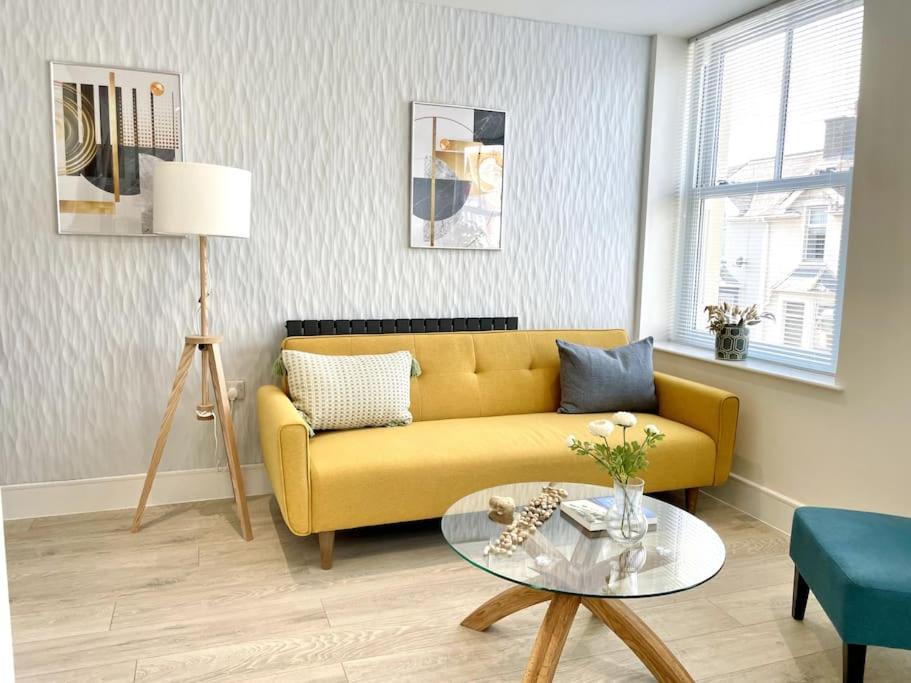 Luxury Porthcawl 1 Bedroom Apt, Prime Location Exterior foto
